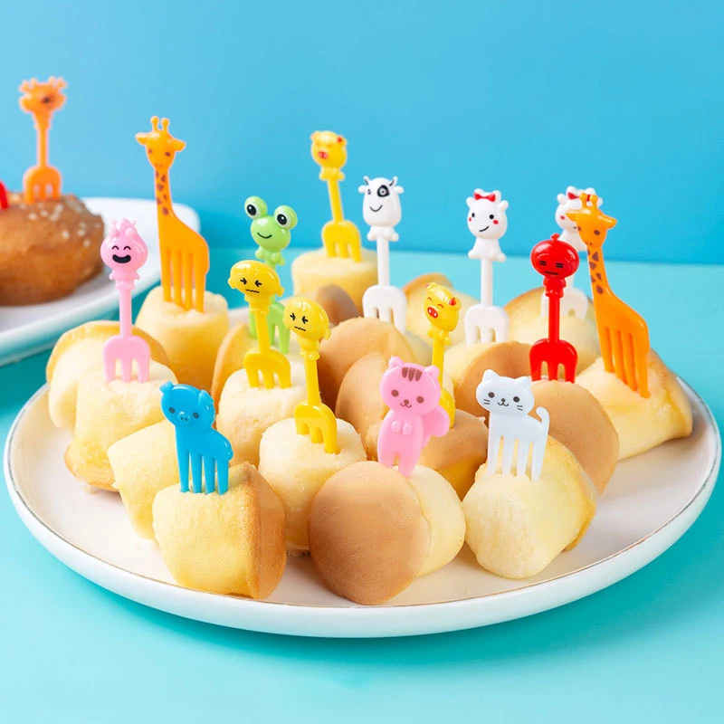Mini Fruit Forks For Children Kids Cute Animal Food Picks Snack Toothpicks With Vegetable Cutter Set Silicone Lunch Box Dividers