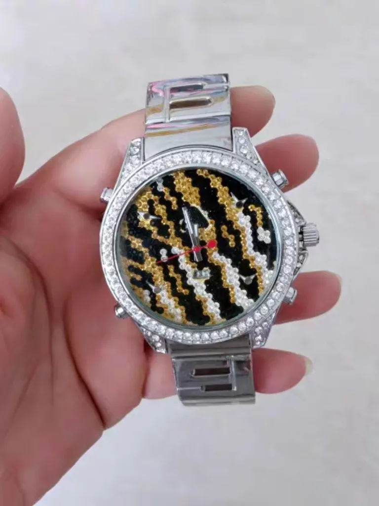 

Quartz Steel Belt Fashion Belt Couple Large Plate Boys and Girls Watch
