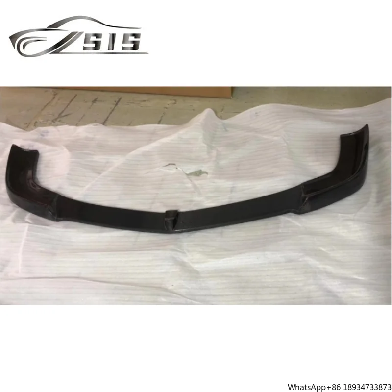 High Quality Factory Price Cls W218 Sport Style Carbon Fiber Material Front Bumper Lip Fit For W218 Front Diffuser