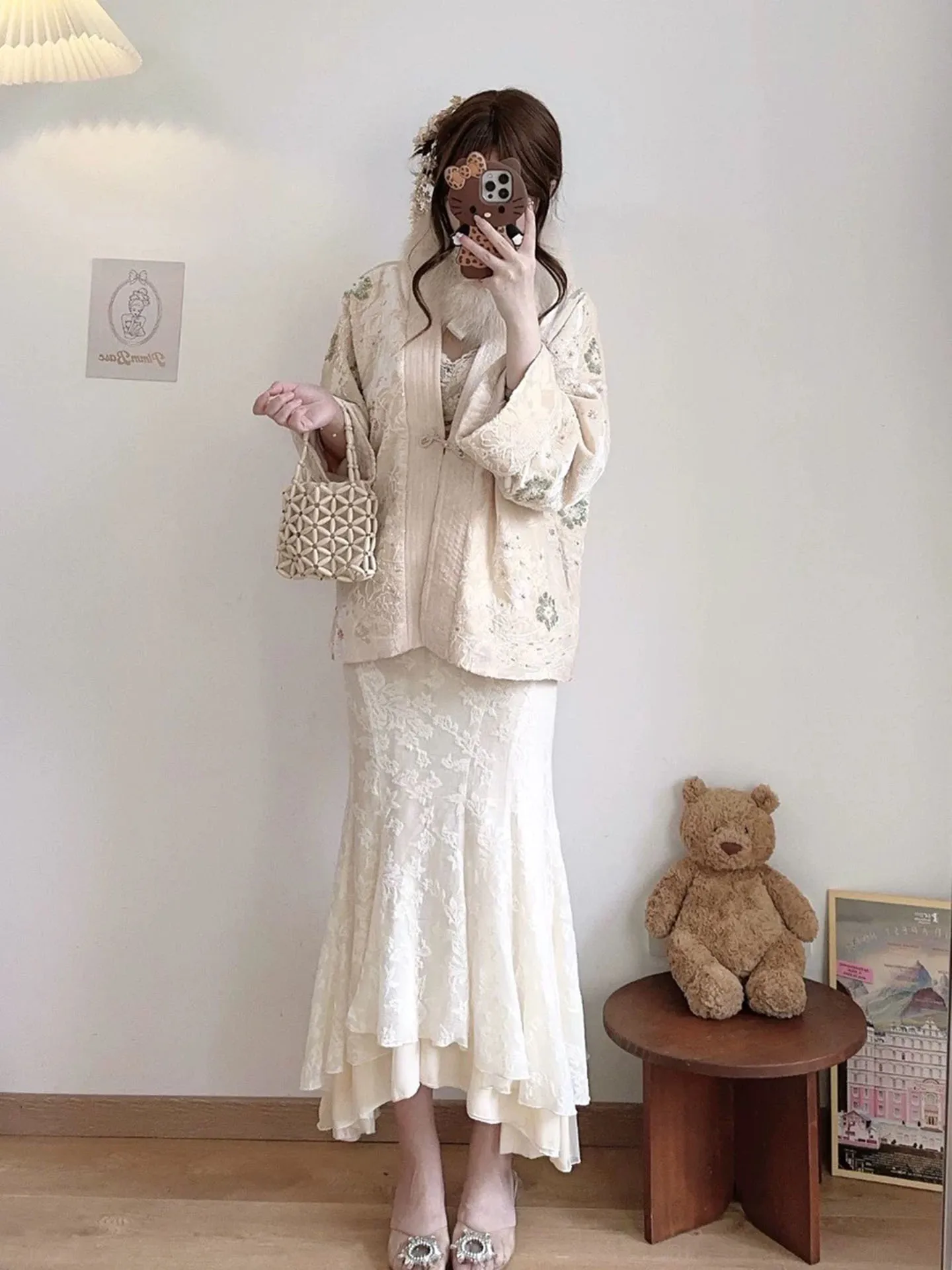 

Sweet Heart Breton Velvet Lace Strap Vest Women's Autumn Winter Heavy Embroidery Fish Tail Half Skirt Two Piece Set