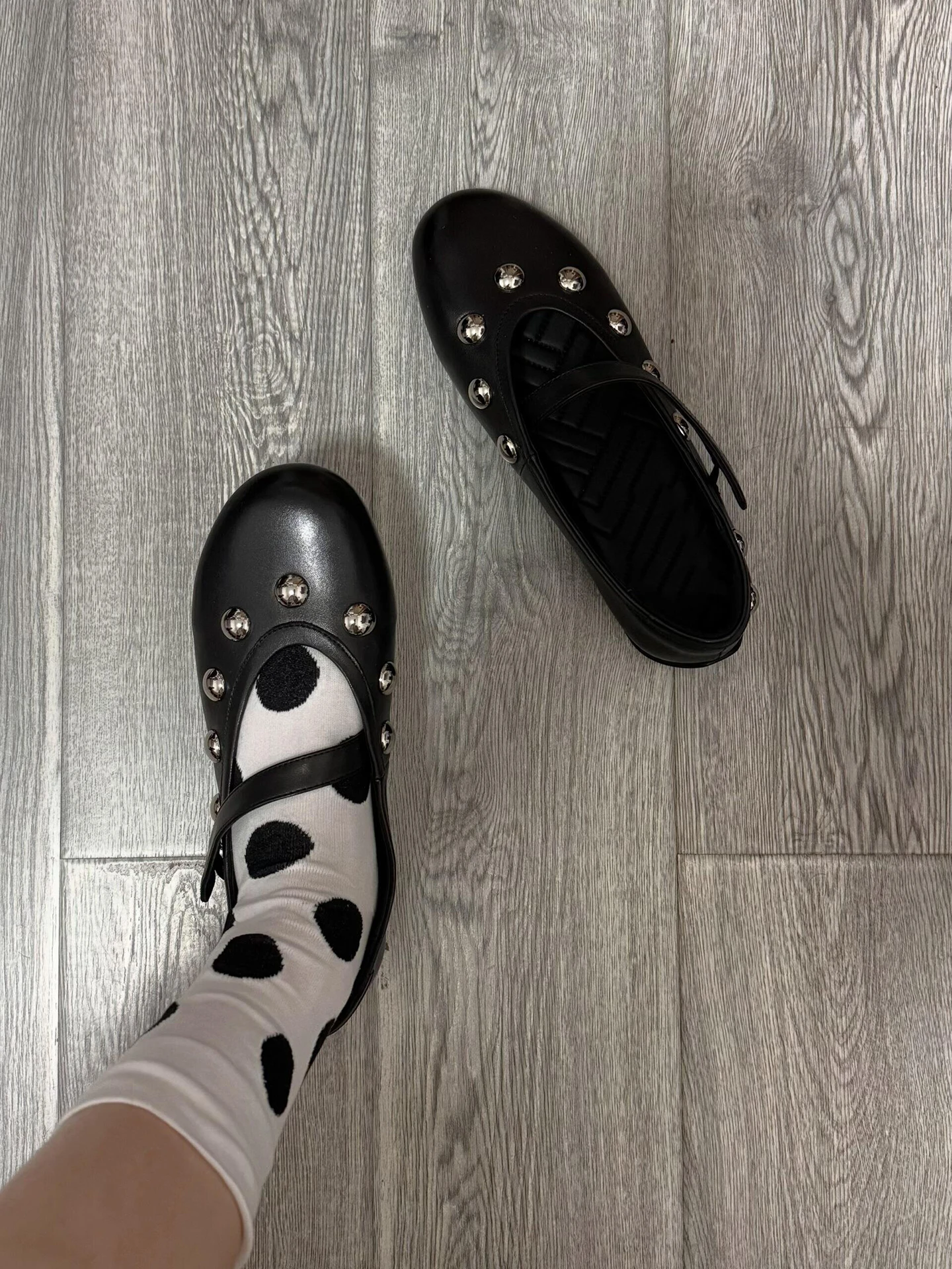 black-leather-ballet-flats-round-toe-rivet-mary-jane-versatile-commute-style-women's-fashion-single-shoes-comfortable-summer