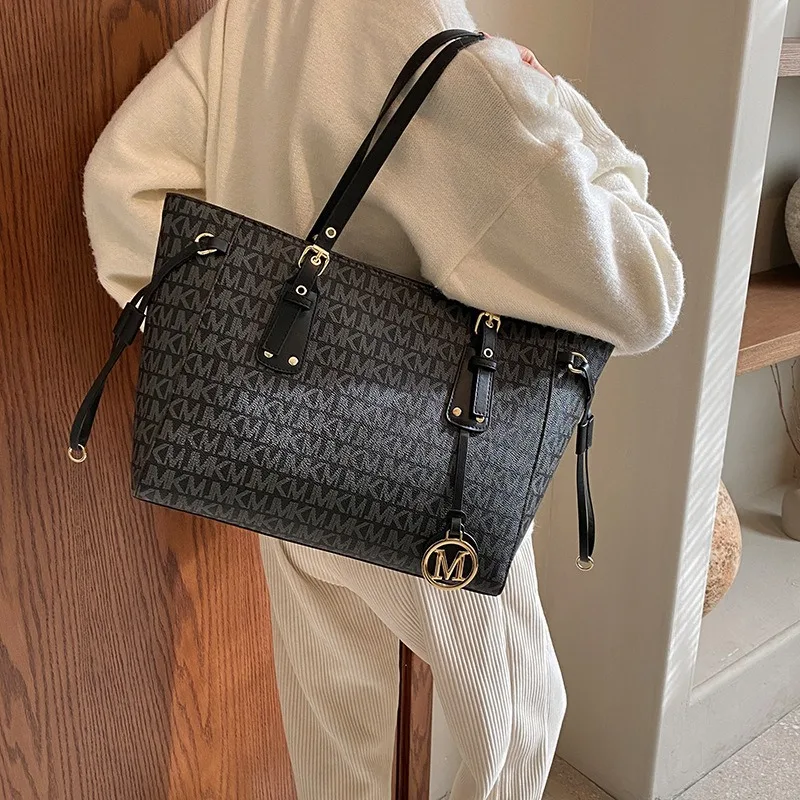 

Большая женская сумка-тоут, новая сумка через плечо большой емкости с принтом в стиле ретро