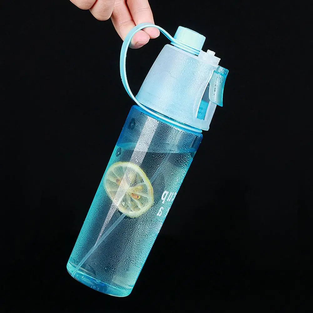 Botella de agua para deportes al aire libre para niñas, botella con pulverizador de gran capacidad, sin BPA, de viaje, W4E6, 600ml