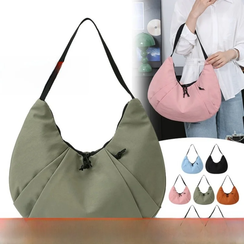 

Korean Sle Moon Tooth Bag Women's Lightweight Soft Daily Commuting Single oulder Bag Simple Faion Large Capaci Handbag