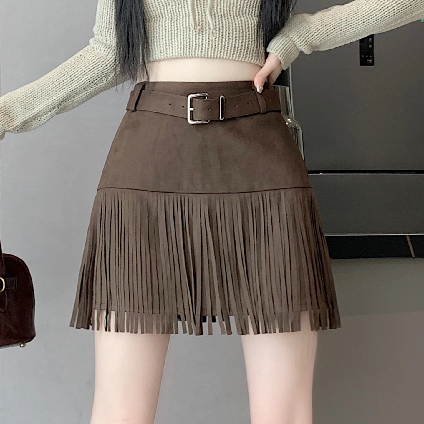 سيولش عالية الخصر خمر شرابة المخملية المرأة ألف خط التنانير الزنانير 2025 جديد الخريف الشتاء مثير التنانير الصغيرة المتزلج الإناث