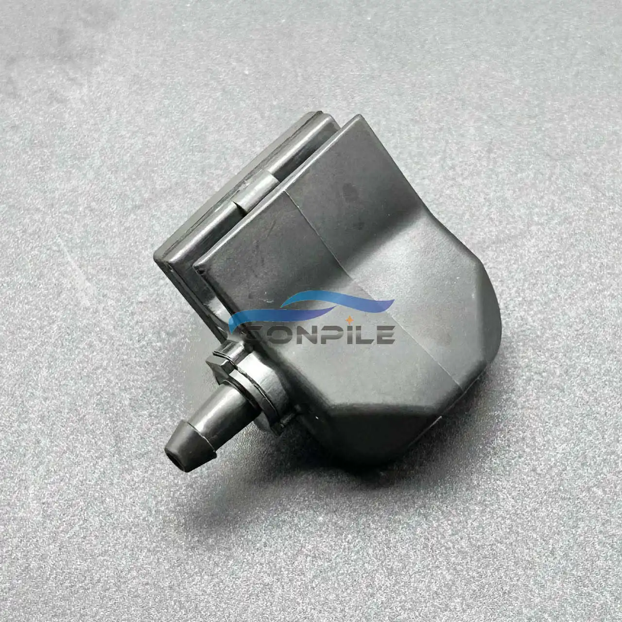 1pc For nissan NV200 front glass hood wiper water nozzle