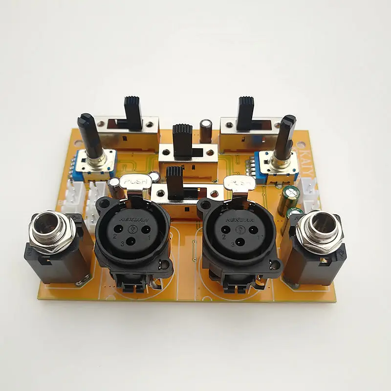 

Full Bass Balanced Stereo BTL Bridge Fever Front Board Stage High Power Professional Amplifier Audio
