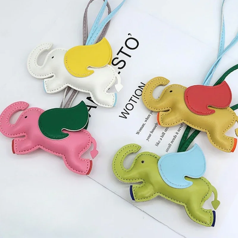 Custom Logo Cute Elephant  Leather Keychain Cartoon Dumbo Car Key Chain Ring Personalize Name Number Men’s Women's Bag Keyring