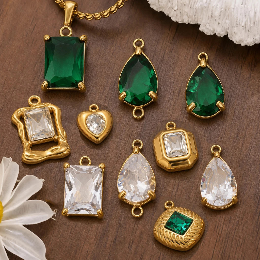 2 Stück 18K Gold Edelstahl Wassertropfen-Anhänger mit Zirkon-Kristallen für Ohrringe, Schmuckanhänger, DIY Vintage Halsketten-Anhänger – Detail 1