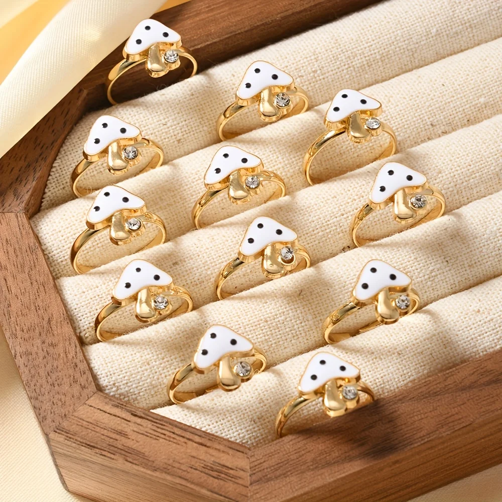 12Pcs Adjustable Open Rings, White Enamel Mushroom Shape with Rhinestone Decoration, Gold-Plated Adjustable Rings, Children's Daily Wear Jewelry, Birthday Party Gift Set