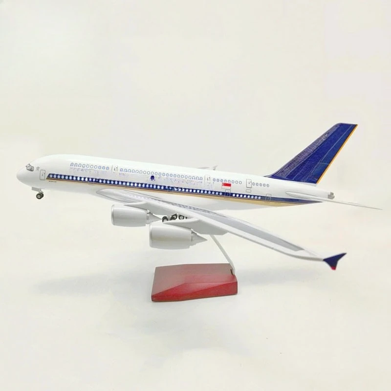 Simulated aircraft model with wheels and lights, civil aviation model aircraft gift ornament