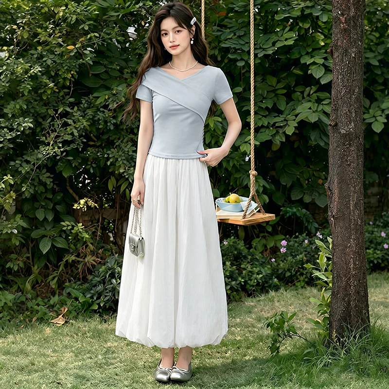 

Artistic Short Sleeve Top And Skirt Set Lightweight Summer Outfit Two-Piece Ensemble Commute Style Polyester Fiber