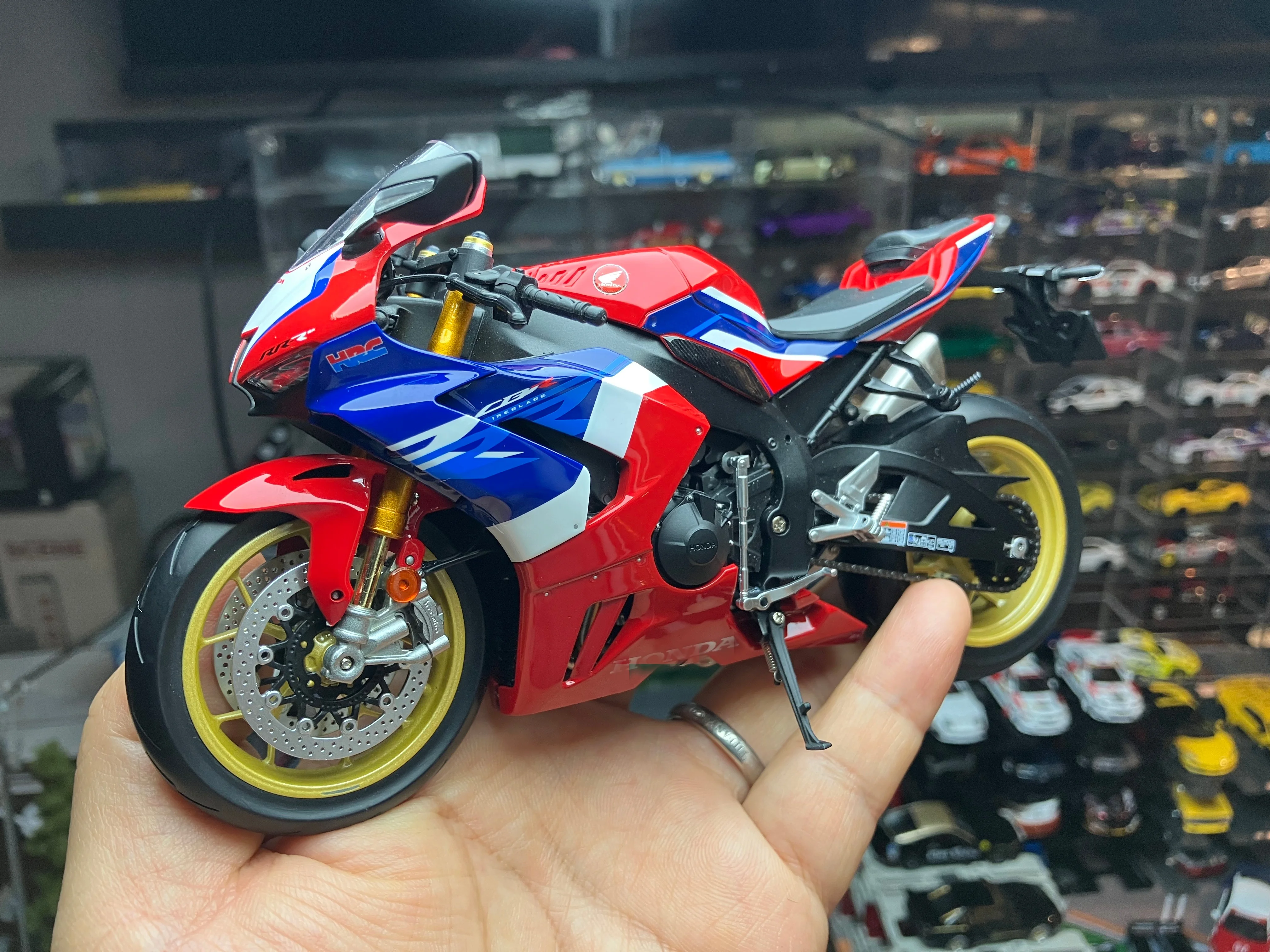 

LCD Models 1:12 CBR 1000RR-R FIREBLADE SP Red Diecast Metal model car Limited Alloy
