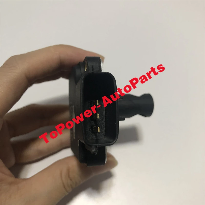 Mass Air Flow MAF Sensor 22680-2J200 AFH70-14 for Nnissan Navara Pathfinder Terrano Infinitii 226802J200 AFH7014