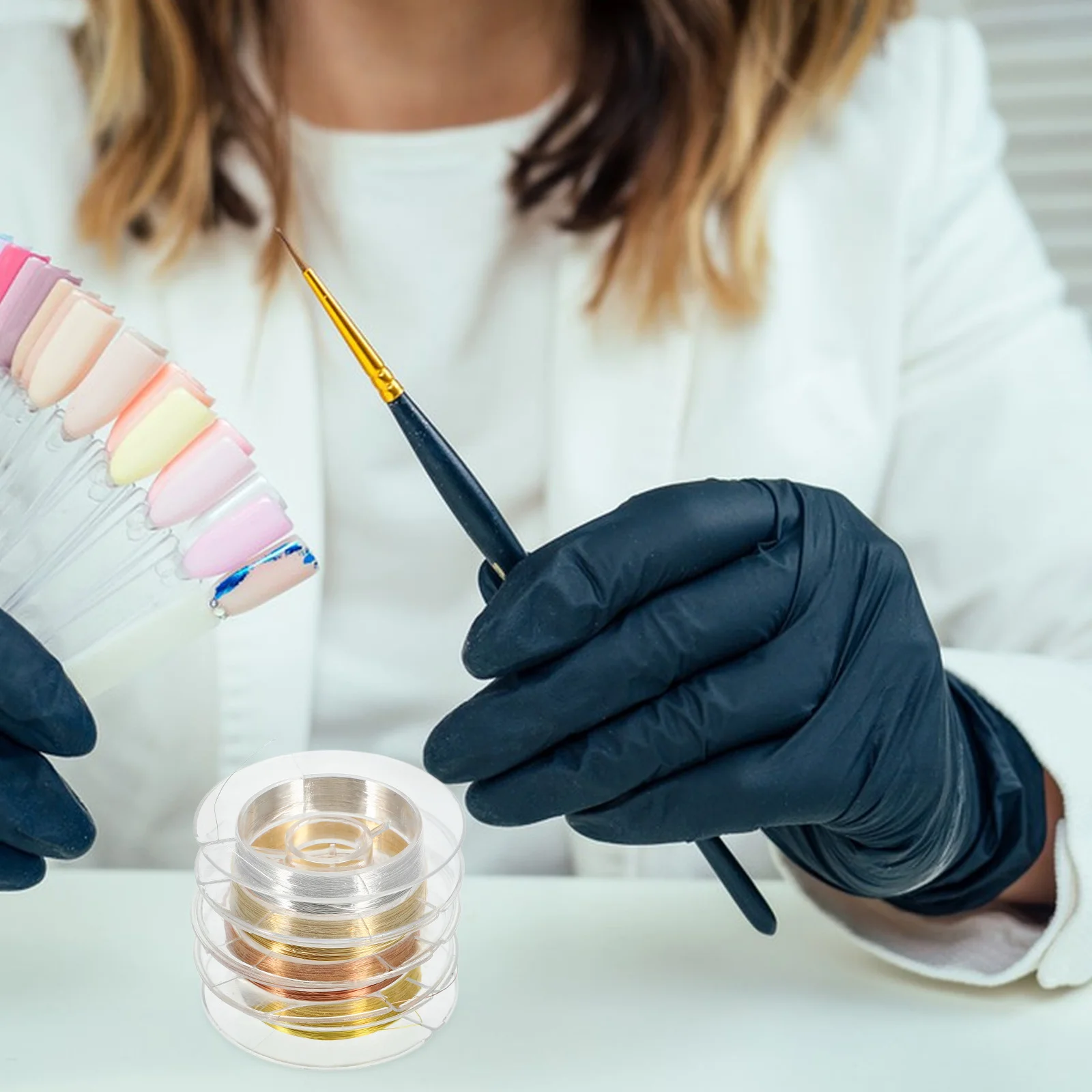 4 pezzi 4 rotoli di filo linea sottile per linee metalliche decorative strumento di progettazione forniture per nail art nail art filo decorazione decorazioni ciondoli