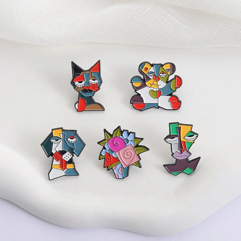 1 قطعة/5 قطعة هندسية مجردة الفن القط الكلب زهرة دبابيس للنساء الرجال الإبداعية القوطية الدب المينا دبابيس شارات التلبيب المعدنية الهدايا