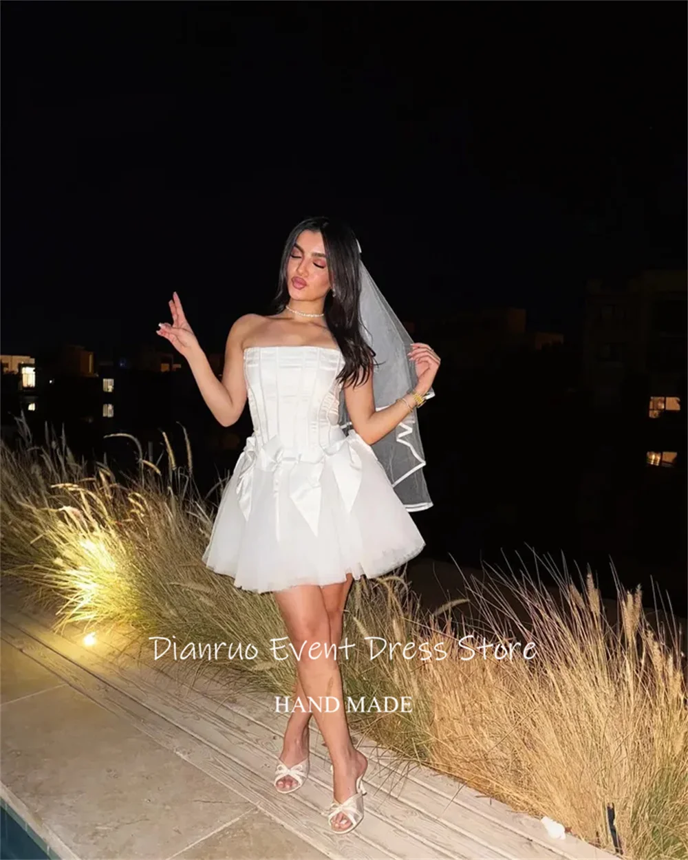 Dianruo โบว์ชุดแต่งงานที่ไม่มีสายหนัง Mini ความยาว Civil เจ้าสาวชุดราตรีแขนกุดอย่างเป็นทางการ Lace Up กลับชุดเจ้าสาวที่กําหนดเอง