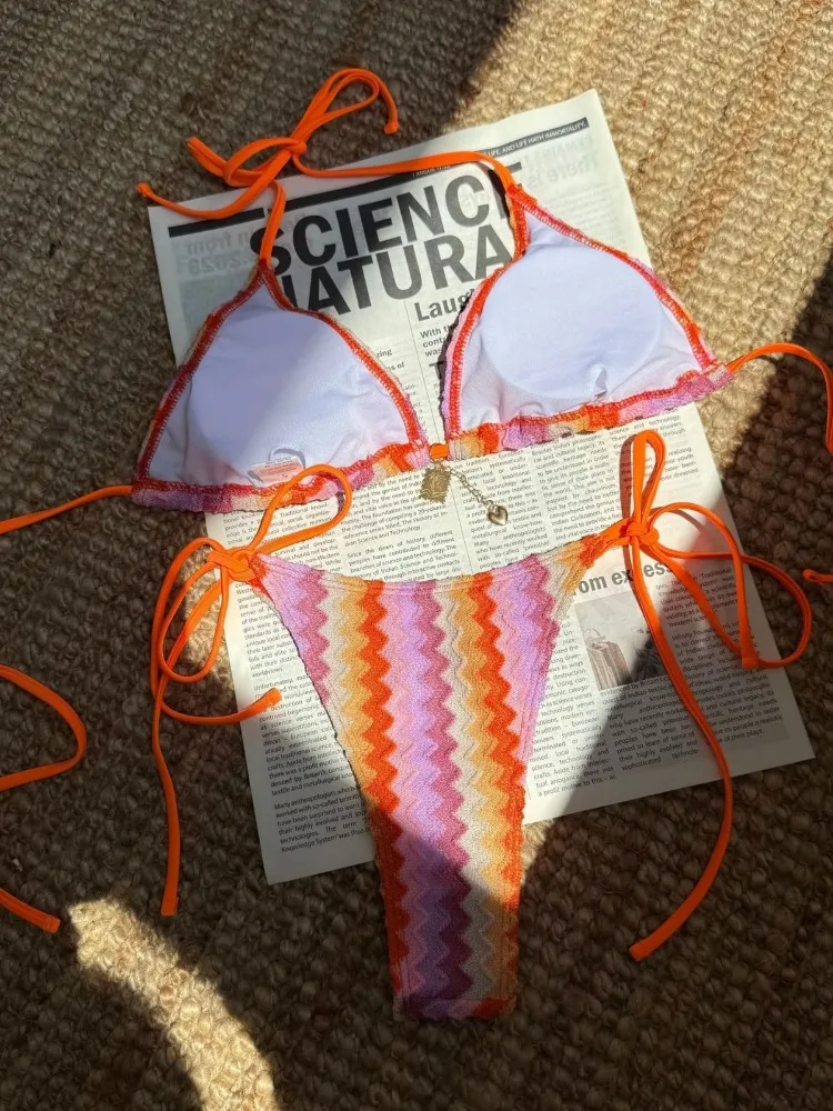 Neues Bikini-Set für Damen, Sommer, 2025, neue sexy Spitze, orangefarbener Farbverlauf, Push-Up-Krawatte, seitliches Dreieck, Strandurlaub, Bademode, 2-teiliges Set