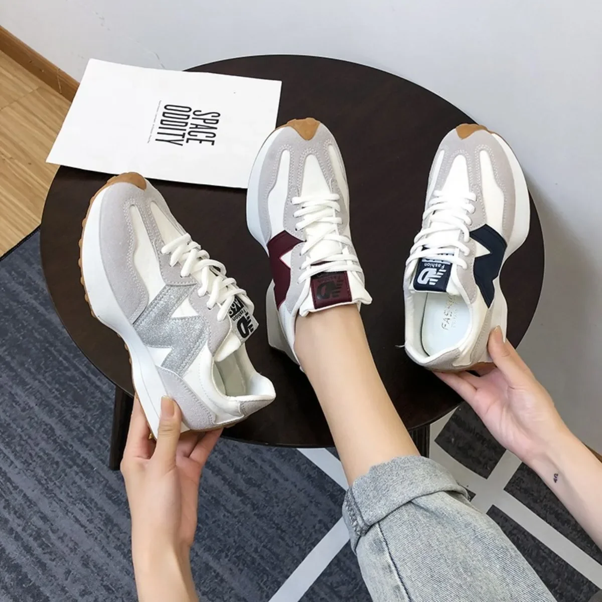 Women Sneakers 2024 New Spring Autumn Brand Luxury Vulcanize Shoes Casual Footwear Zapatillas Mujer Light Flat Breathable Shoes