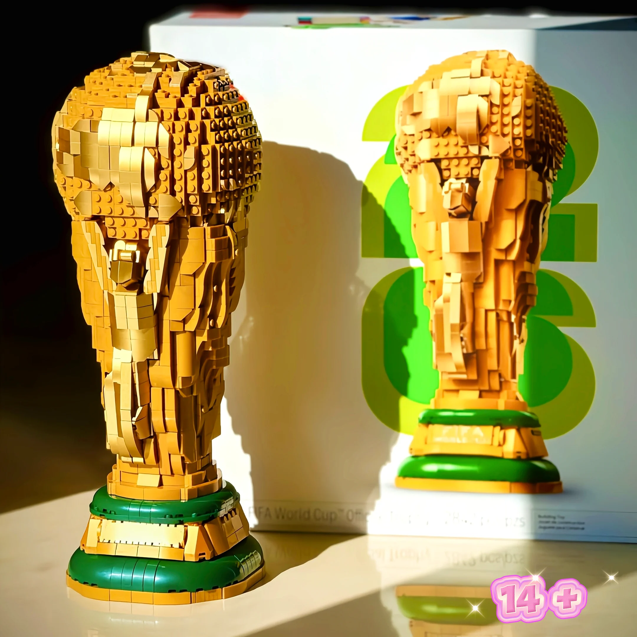 Nouvelle Réplique de la Coupe du Monde de Football Dorée 2026, 2842 Pièces, Blocs de Construction Décoratifs pour Bureau, Jouet Souvenir pour Ornements et Cadeaux