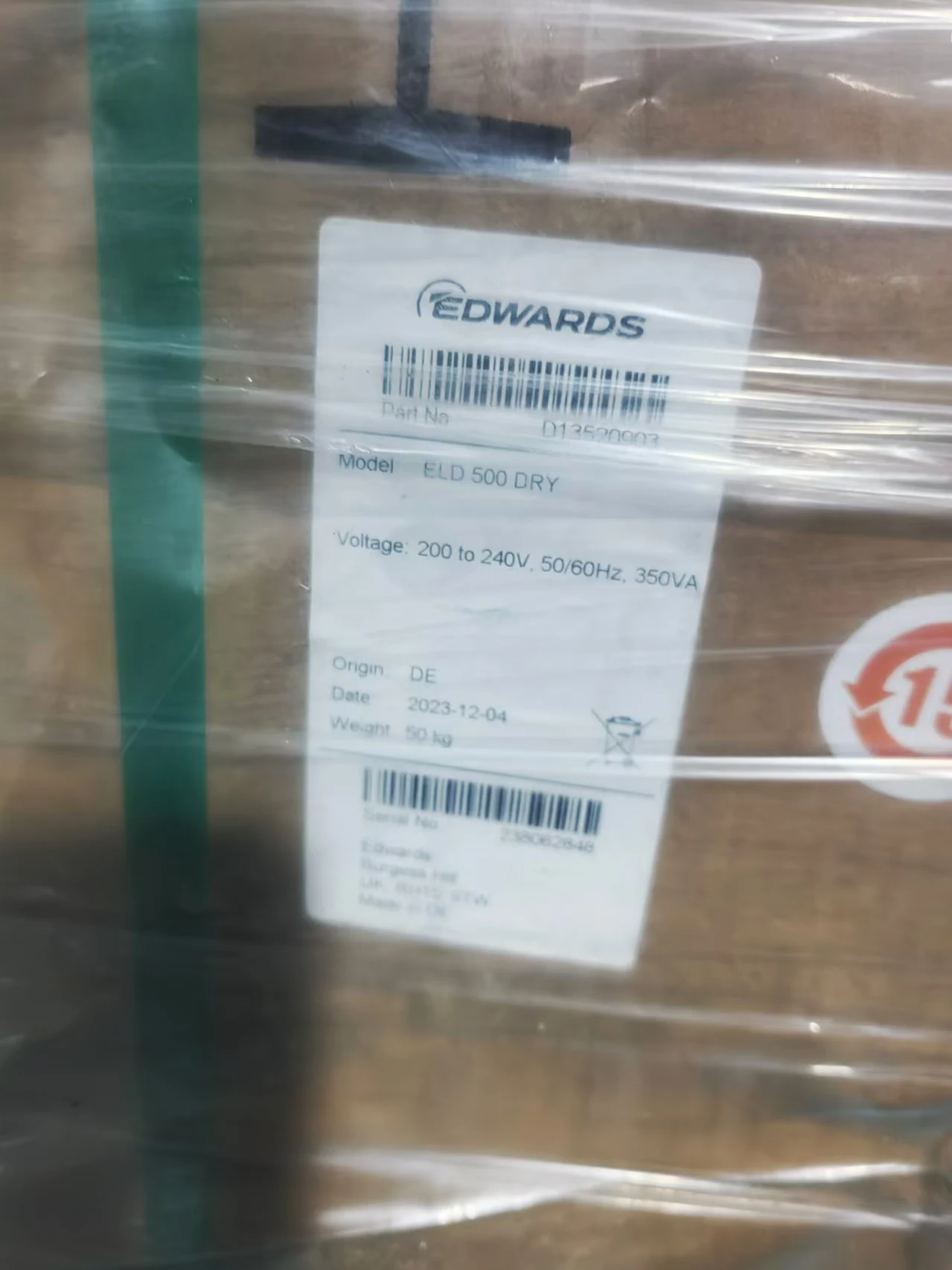 Edwards ELD500 Helium Leak Detector With 1.8 M3/h Internal Dry Diaphragm Backing Pump