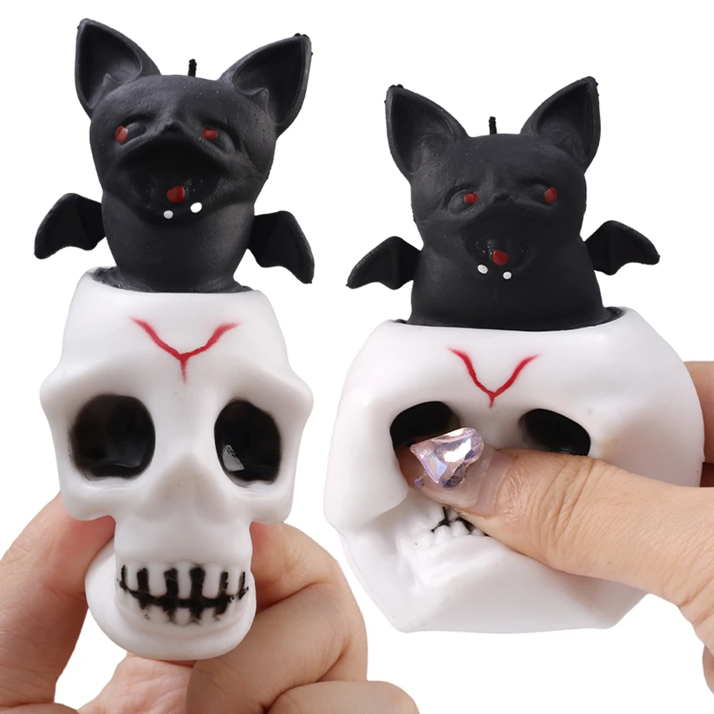 

2pcs Funny Skull Pinch Happy Toy Bat Squeeze Cup Ghost Head Decoration Children Adult Decompression Toys Halloween Props Gifts