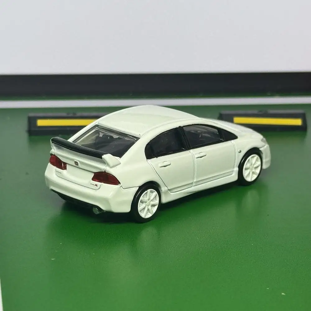 Takara Tomy Tomica Premium 37 Honda Civic TypeR (FD2) Cars Kids Toys Motor Vehicle Diecast Metal Model