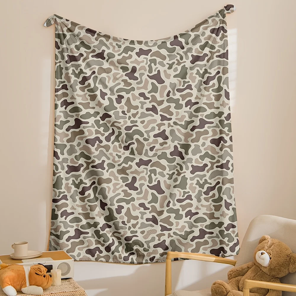 New Camouflage Series 3 3D Digital Print Flannel Throw Blanket, Small Cover Blanket, Gift Blanket for Family and Friends, Light,