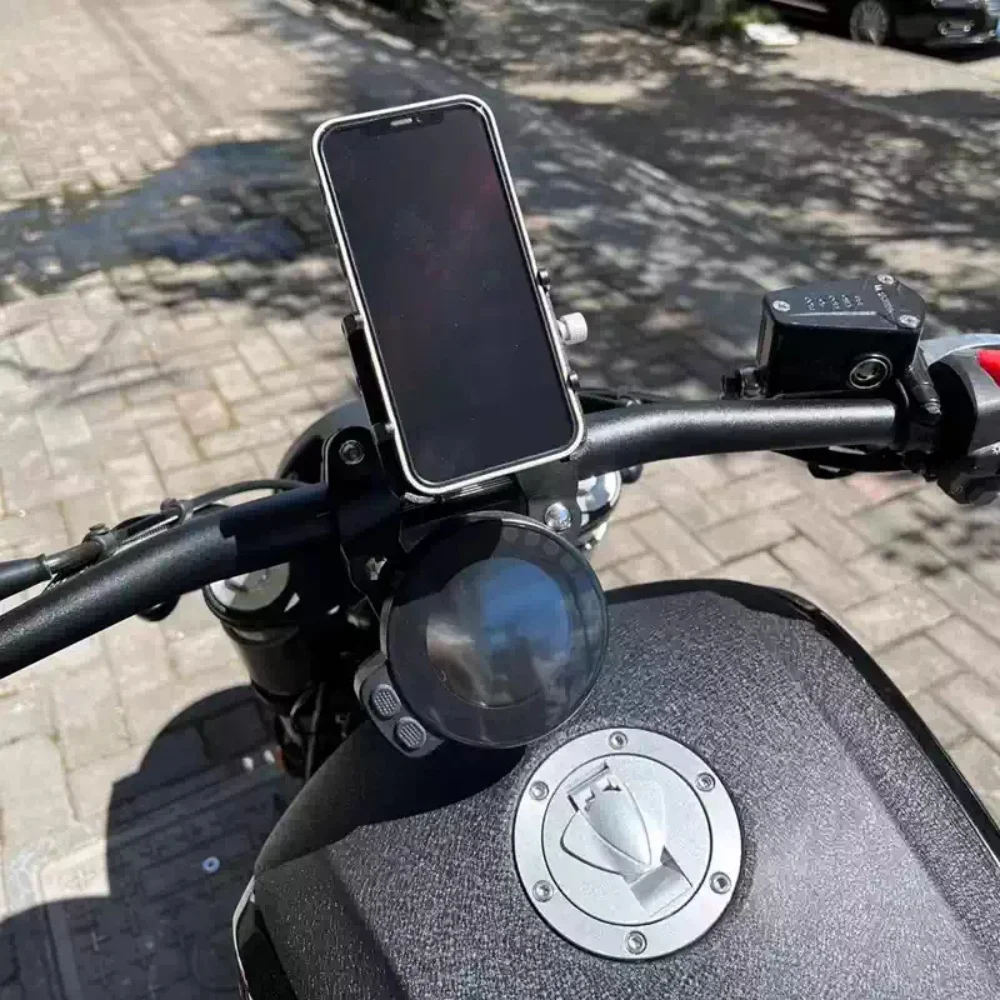 Aftermarket phone mount (Model P9 with vibration damping) for Benda Dark Flag 500, Chinchilla 500/450/300/250, and Rock 250.