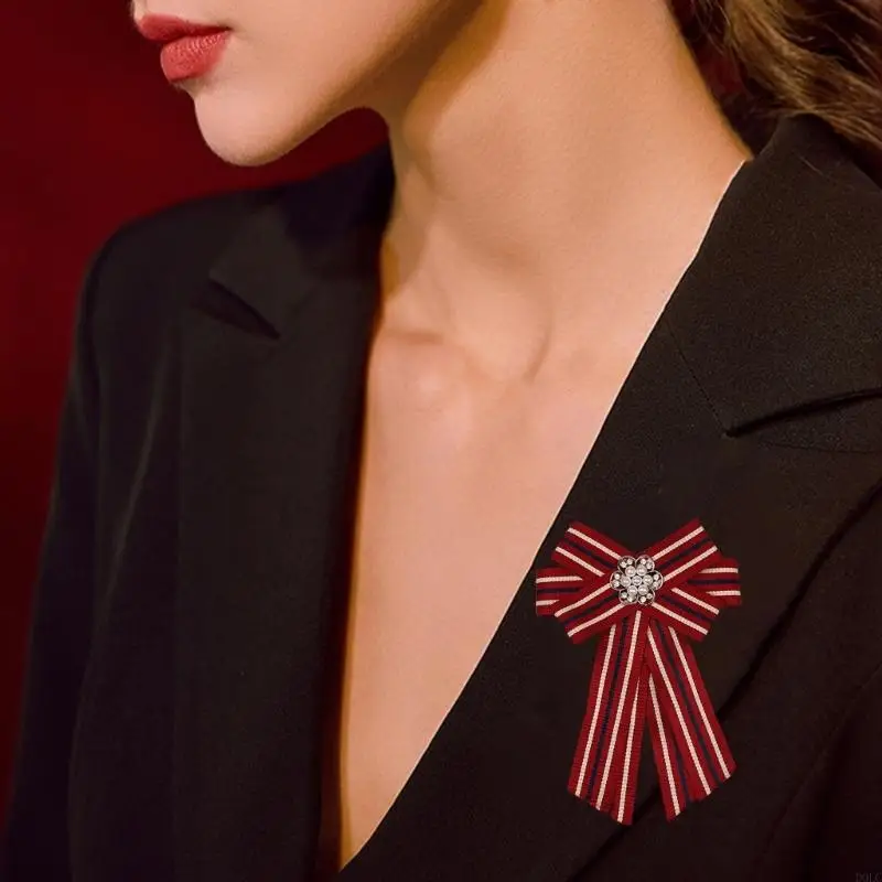 D0LC Charm Bowknot Brooch Pin