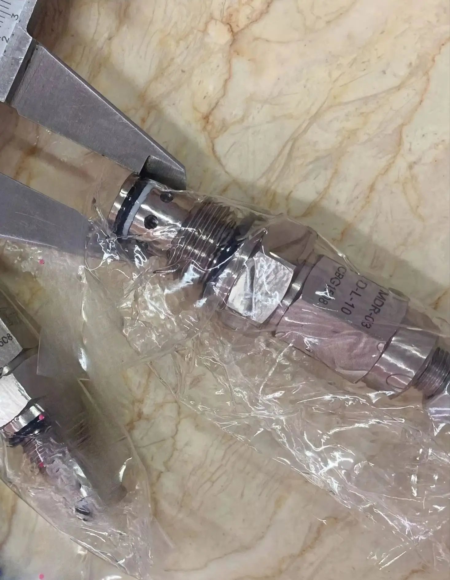 store-2055-direct-acting-hydraulic-relief-valve-accessories-mcr-03-d-20-l-s-mdr-03-e-l-10