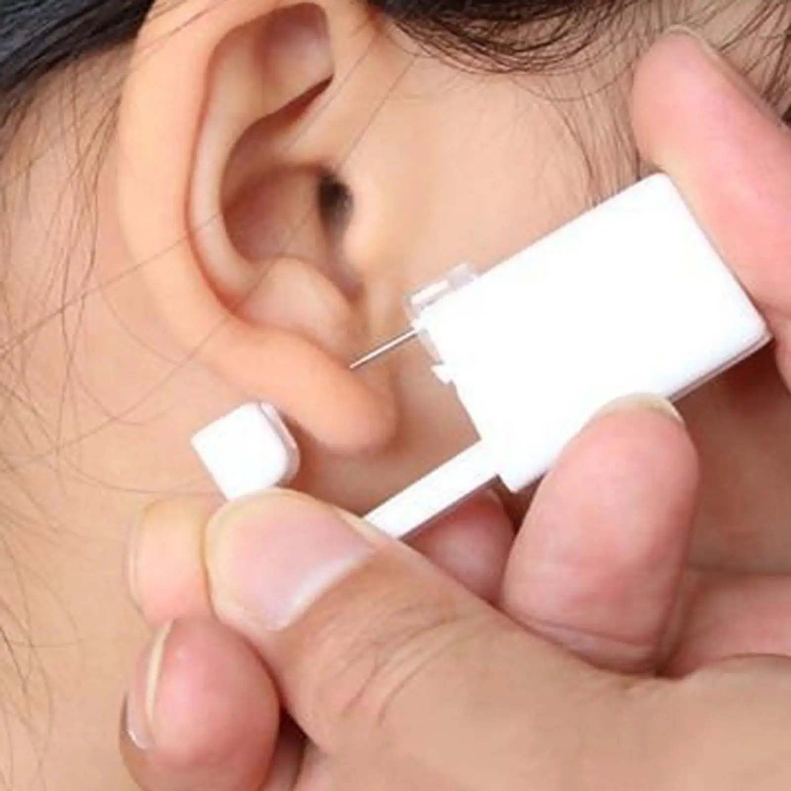 

Бытовой стальной пирсинг ушей, портативный с серьгами-гвоздиками, инструменты для пирсинга ушей