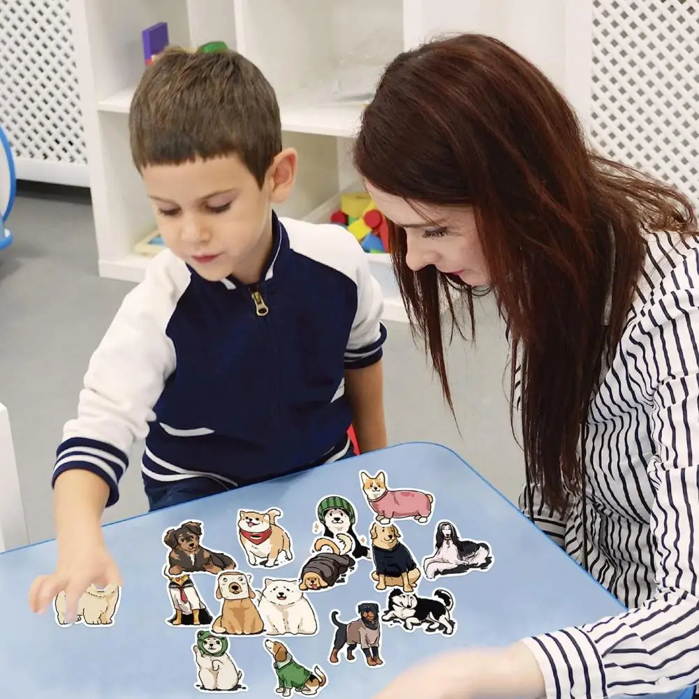 Pegatinas impermeables de dibujos animados para niños y adolescentes, calcomanías de perro, Ideal para estuche de lápices, monopatín, botella de agua, divertidas