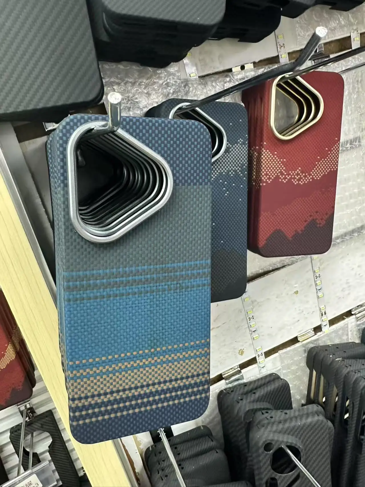 

Carbon Fiber Phone Case for Huawei Pura 80 Pro Ultra-thin Aramid Fiber Business Metal Magnetic Protective Case