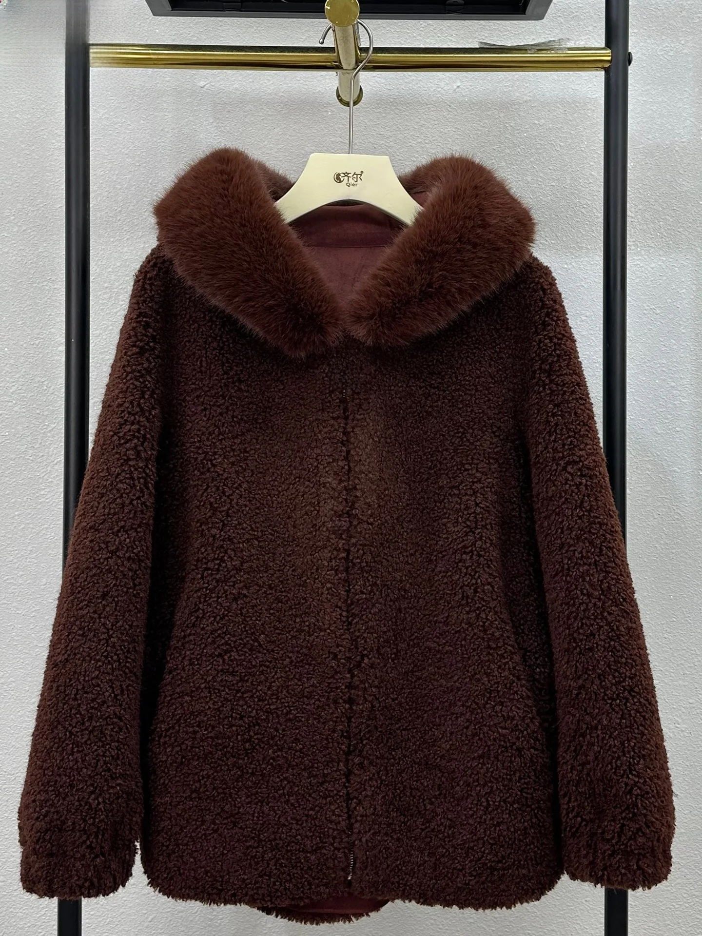 

Модное женское пальто Sli Small Mom из кожи и меха для осени и зимы, для женщин среднего и старшего возраста, с прямым подолом