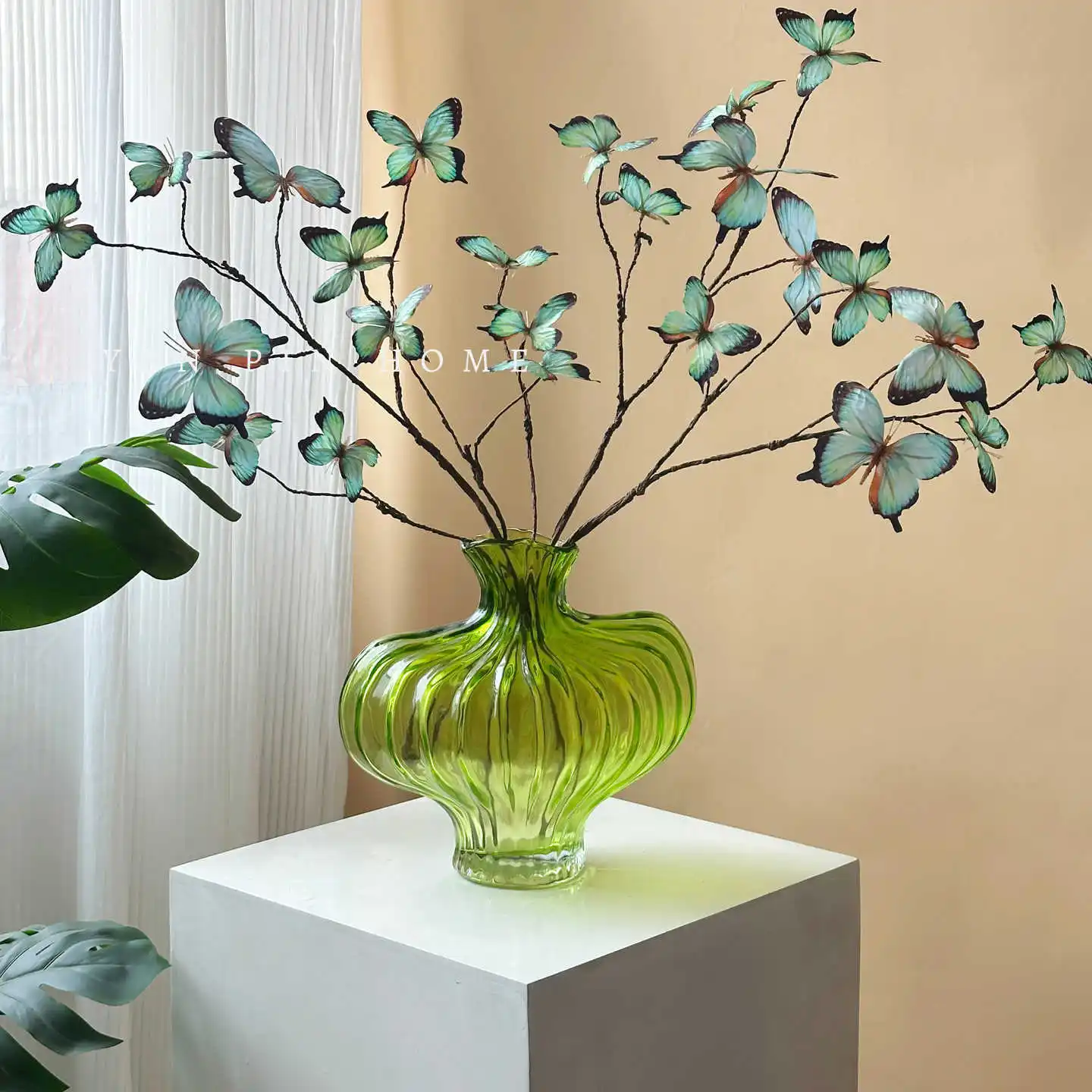 Vase Irregular Art Senior Sense Retro Glass Vase Living Room Flower Arrangement Exquisite High Appearance Level