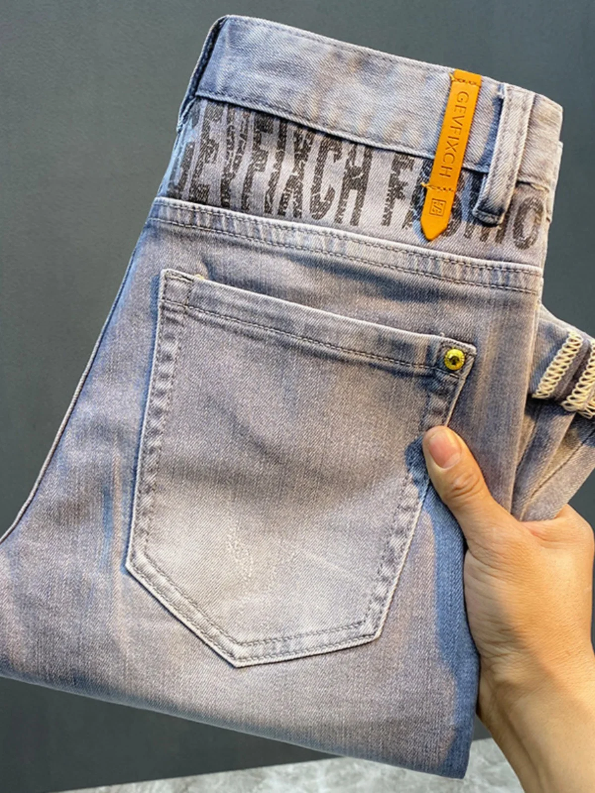 

Модные легкие джинсы Slim Fit для мужчин, с принтом, повседневные длинные брюки из хлопкового стрейч-денима, средняя посадка, на молнии, осенняя новинка...