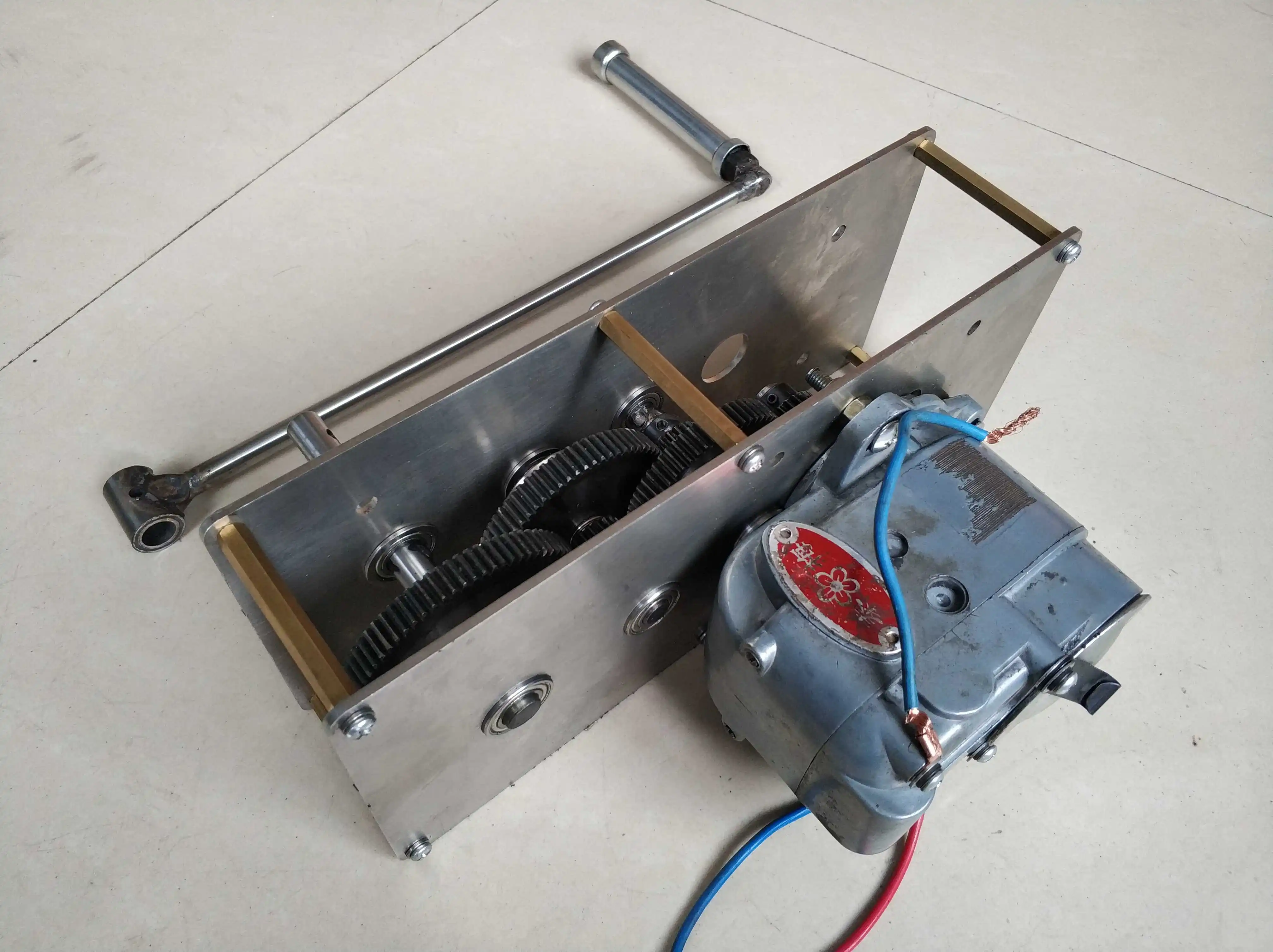 Handwheel, rotary disc, shank, gear box, variable speed gearbox, labor-saving generator gearbox, gear box can be customized