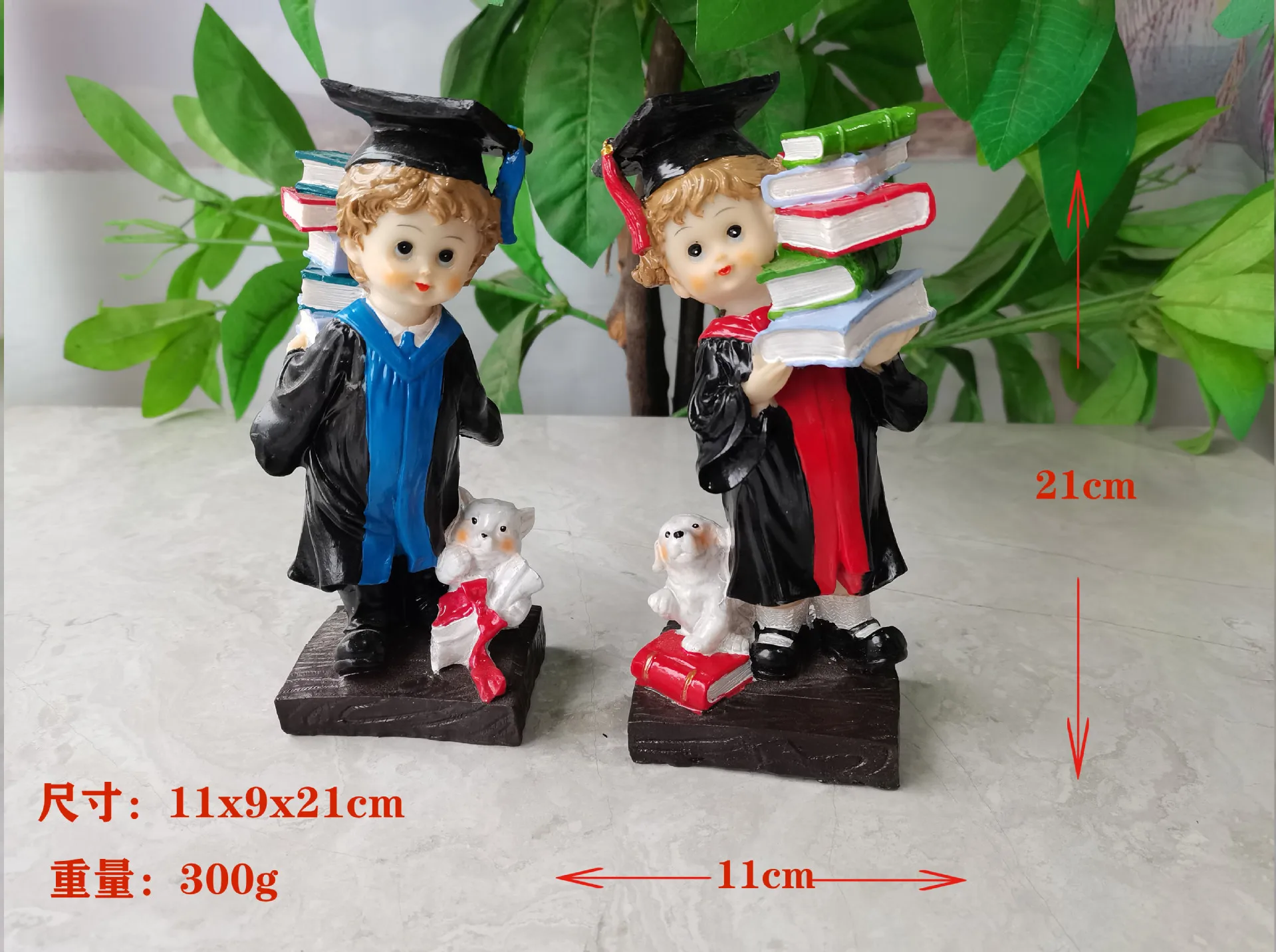 

Boys and Girls Doctor Knowledge Resin Craft Decoration Cute Western Figure Decoration Handmade Gift