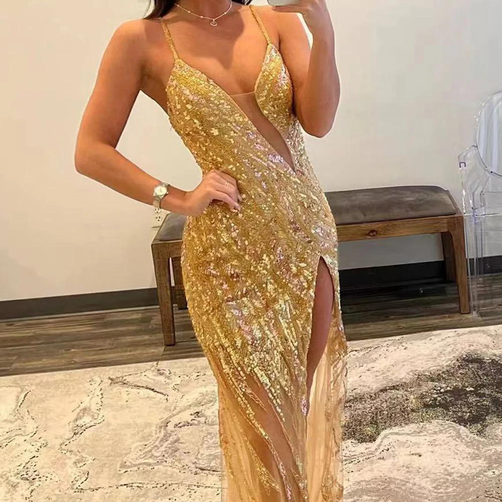 Robe de Soirée de Forme Sirène Luxueuse à Paillettes Dorées, Col en V, Perles de Clip, Bretelles Spaghetti, Dos aux, Bal Formel, Quelle que soit la Tenue Éducative