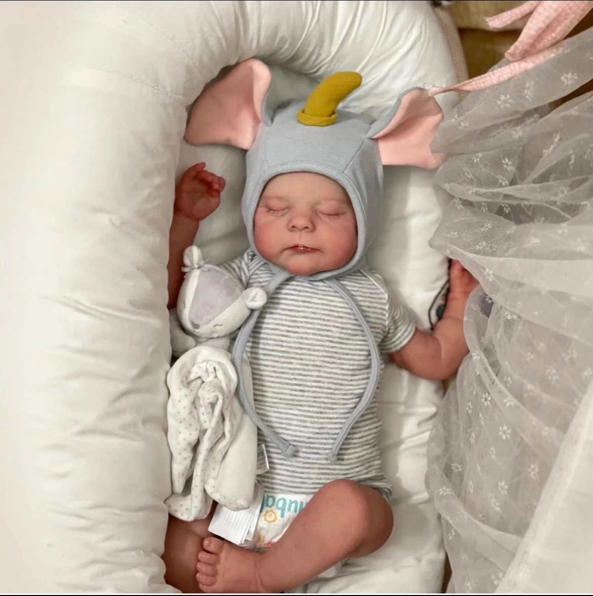 Bambola rinata da 19 pollici Erica che dorme neonato taglia ragazzo realistica pelle 3D con vene visibili bambole fatte a mano di alta qualità giocattoli