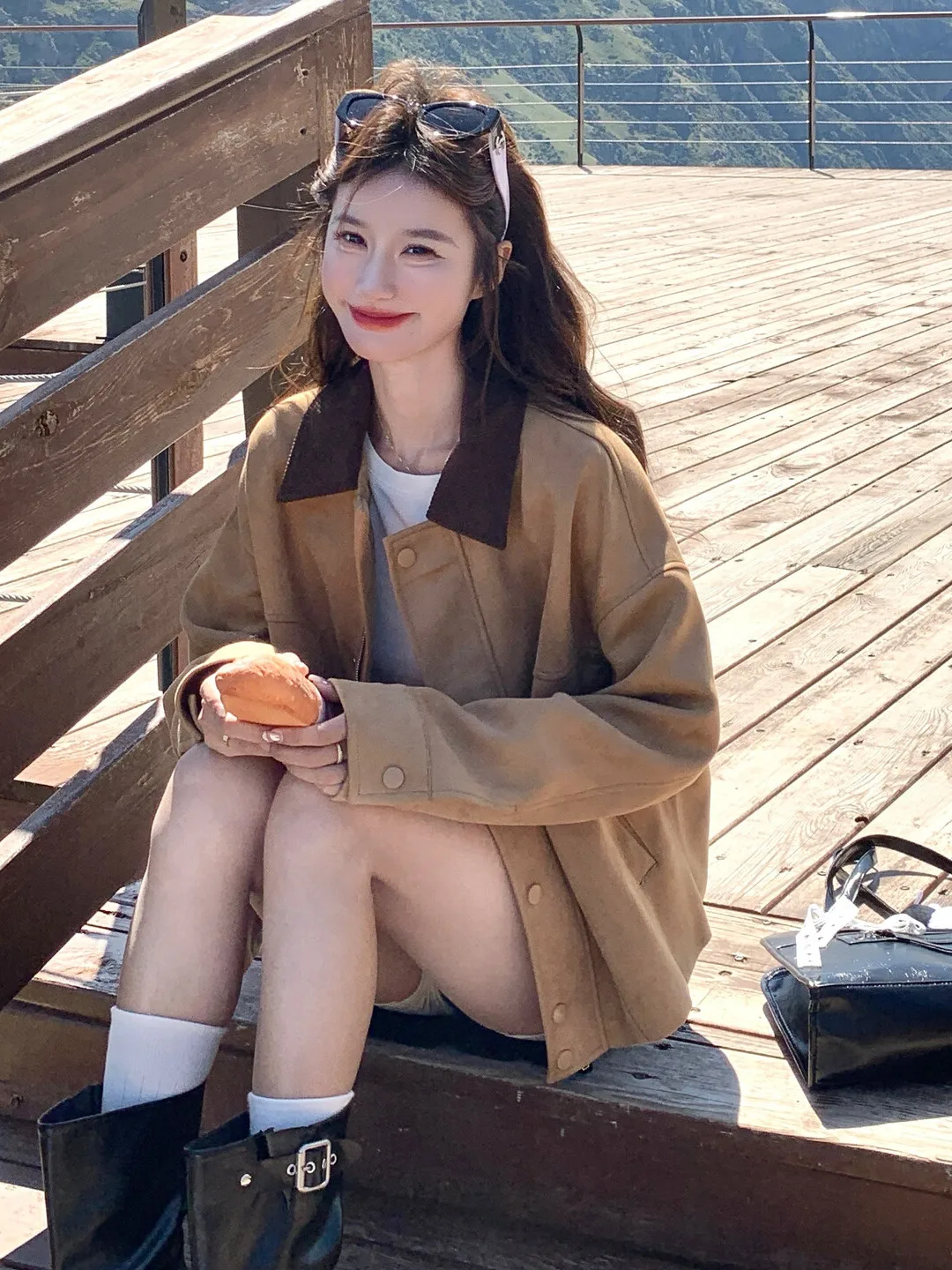 레트로 브라운 스웨이드 재킷 여성용 봄 가을 소형 캐주얼 루즈 다용도 패셔너블 중간 길이 버튼 업 코트