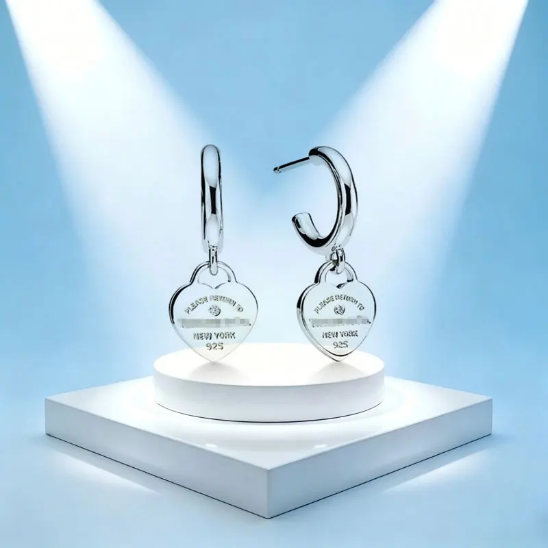 

Earring with Heart Shape T-shaped Heart-shaped Earrings Trendy and Fashionable, with Elegant Heart Design.