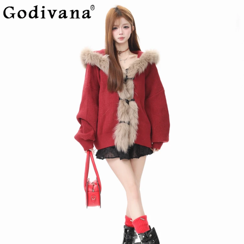เสื้อสเวตเตอร์มีฮู้ดแต่งขนเฟอร์ขนาดใหญ่สำหรับผู้หญิง ฤดูใบไม้ร่วง ฤดูหนาว สไตล์ญี่ปุ่น เสื้อคลุมคาร์ดิแกนสุดหรู สีแดง โลลิต้า เสื้อแจ็คเก็ตถัก