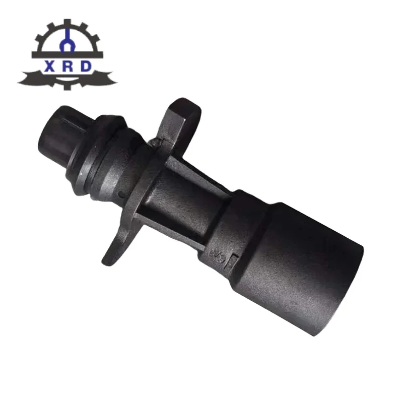 

For Land Rover Jaguar Auto Parts LR011997 LR028136 AJ812249 C2Z18658 Engine Water Pipe Radiator Pump Connector