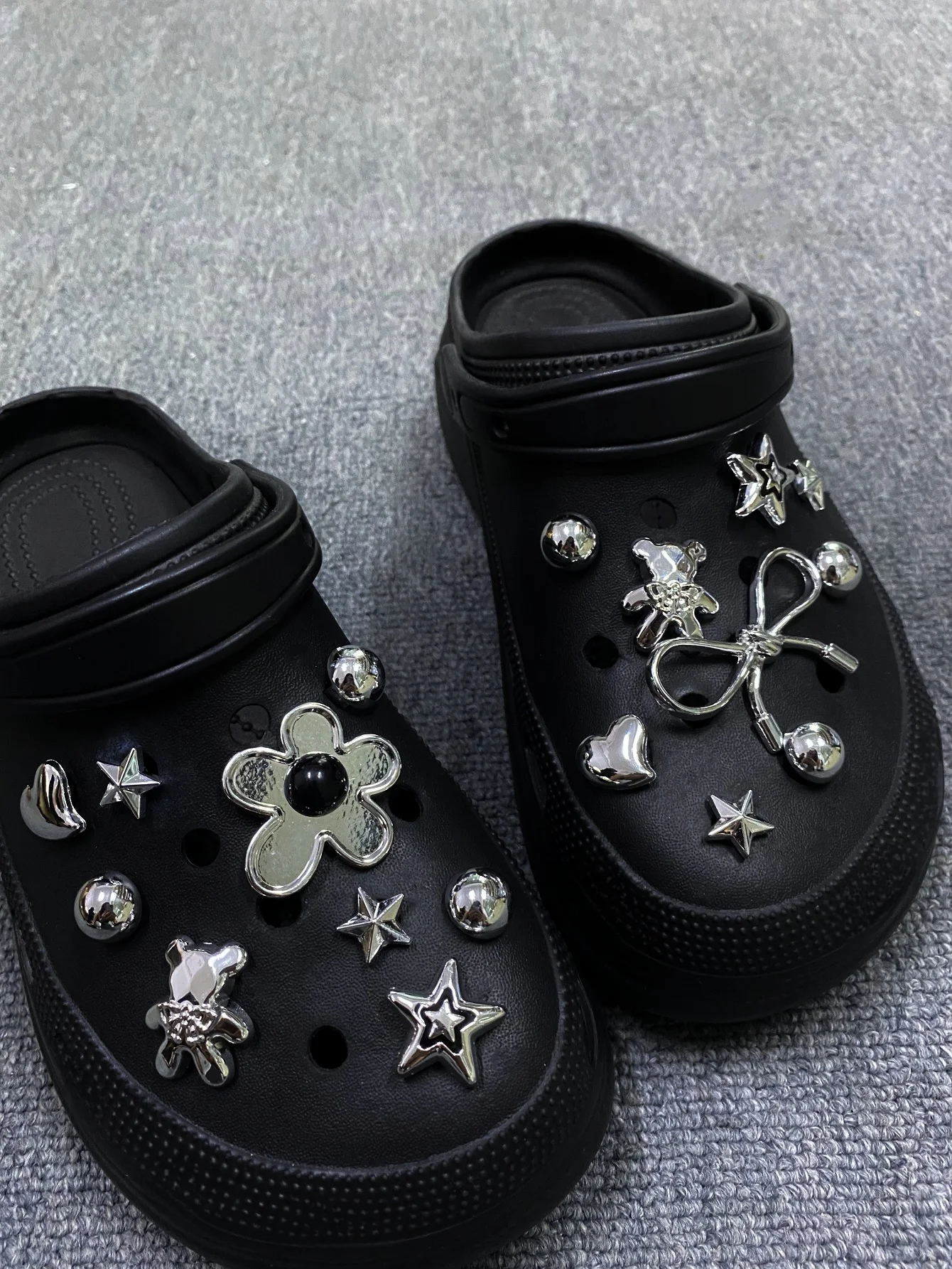 18pcs Detachable Diamond-Encrusted Electroplated Bear Shoe Accessories, Suitable For Clogs, Beach Shoes And Sandals