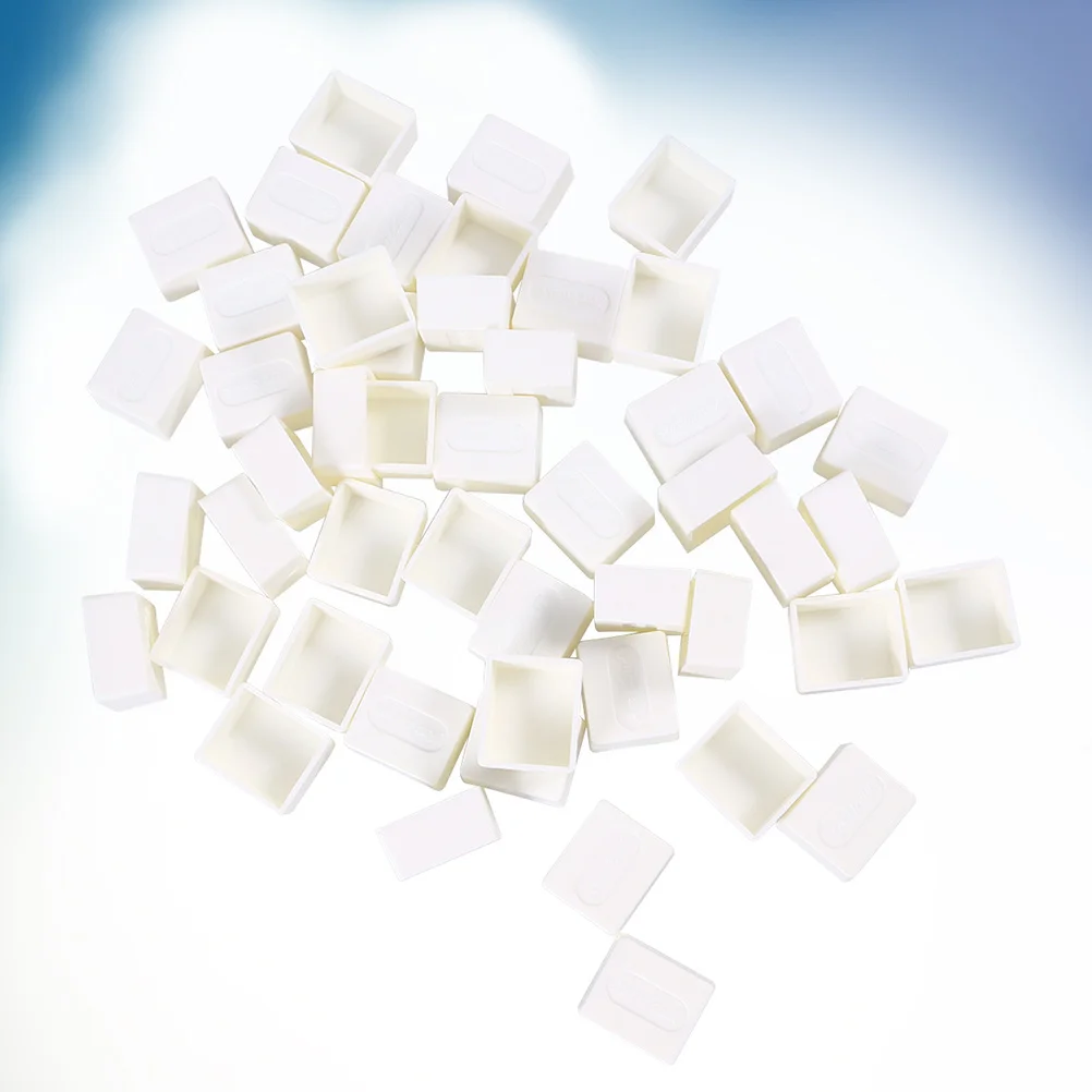 50 قطعة من علبة الطلاء بالألوان المائية، نصف مقالي فارغة، حجم محمول للمبتدئين والفنانين المحترفين، نصف مقالي ألوان مائية