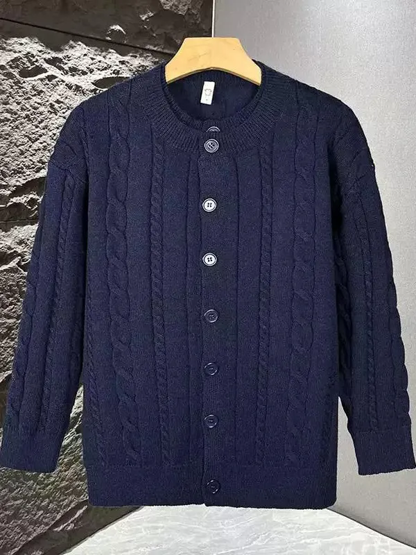 

Мужской вязаный кардиган на пуговицах, свободный крой, длинный рукав, из полиэфирного волокна, теплый, молодежный, дизайн «под два слоя»