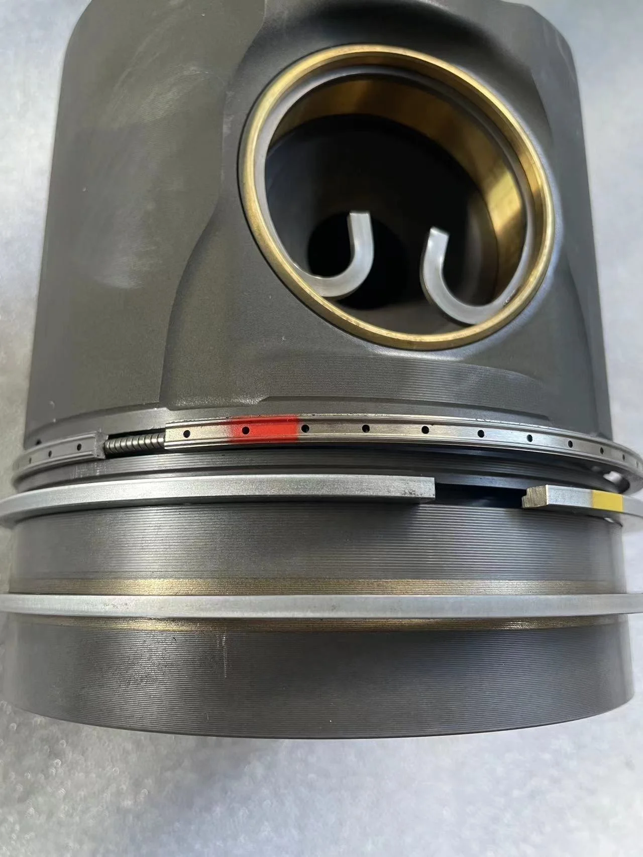 Authentic Heavy Truck Parts OM457OM460 Engine Piston (including Piston Ring, Piston Pin)