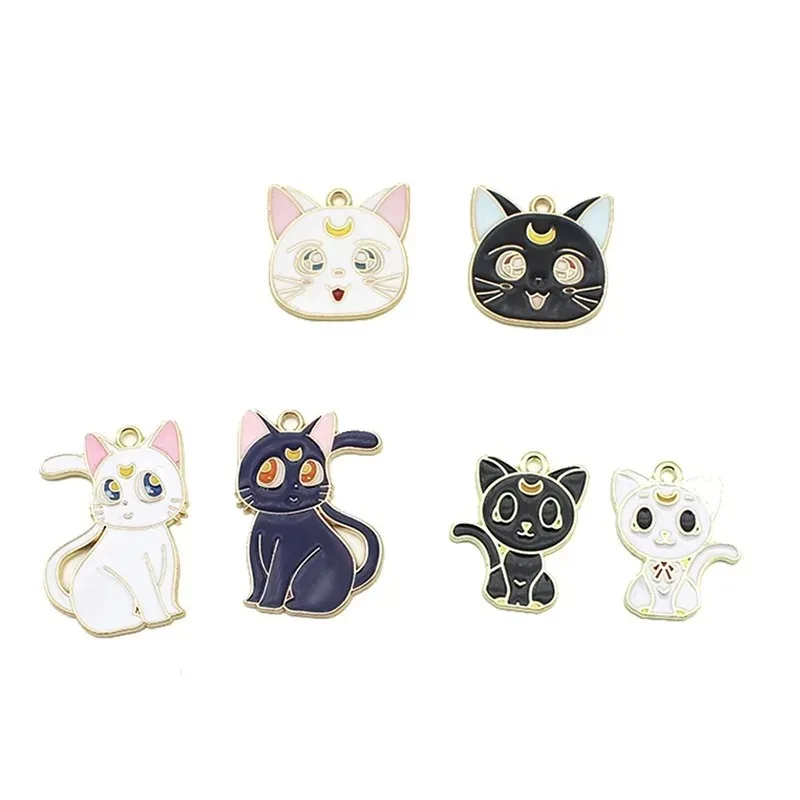 10Pcs Kawaii Sailor Moon Cat Keychains Cute Anime Pendant Charms for Bag Phone Lanyard DIY Decor Accessories